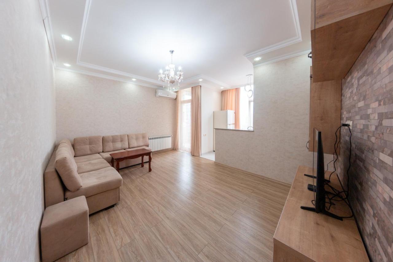 5 Apartment In One Boulding - Near Stadium Batumi Luaran gambar