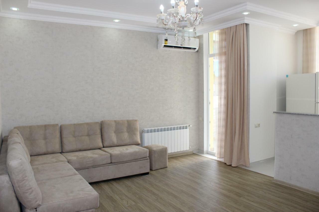 5 Apartment In One Boulding - Near Stadium Batumi Luaran gambar